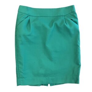 J. Crew Vintage Pencil Skirt | Green | Size 8 | 💯 Cotton with Pockets😍💚☘️